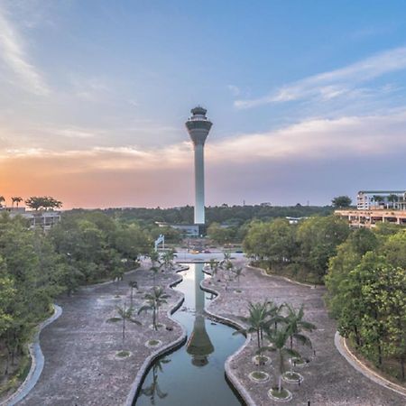 Klia Lili Residensi 5 Plus 2 Pax With Splendid Pool Nilai Ngoại thất bức ảnh